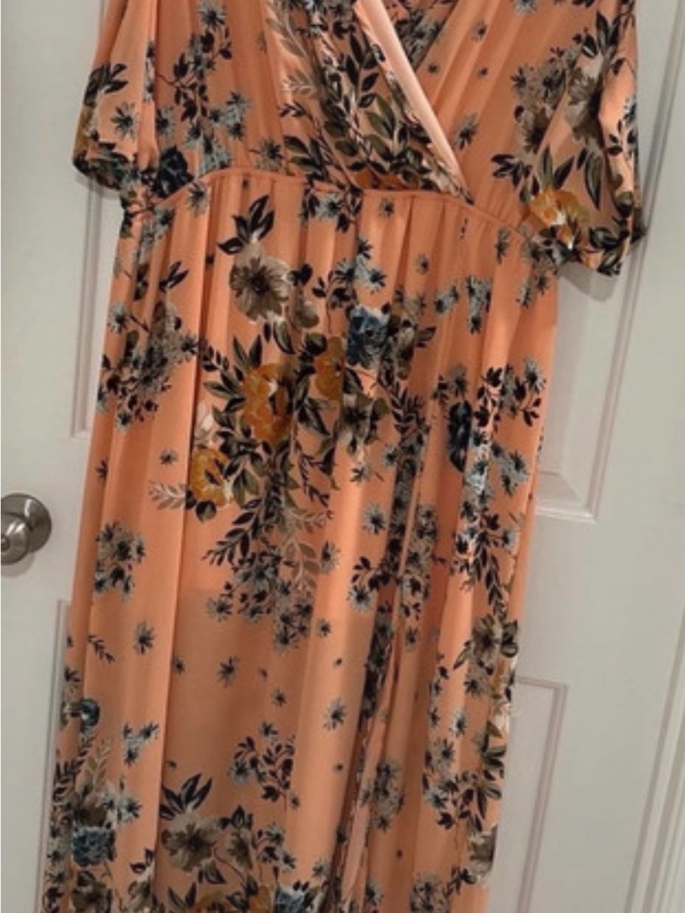 A Beautiful Soul 22/24 Plus Size Peach Floral Dress